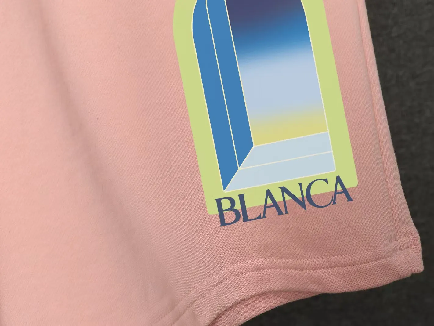 CASABLANCA Casa shorts Printing technology Original development Using gram custom terry fabric Upper body is comfortable Back pocket design Original turning details Made by domestic first-line brands Factory OEM Workmanship is impeccable Wash mark Main wheat Hang tag Complete packaging Sizes S.M.L.XL
